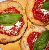 Pulcinella Rosticceria, Pizzeria, Friggitoria