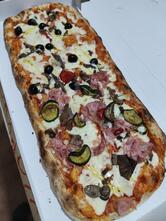 L'angolo Della Pizza