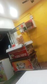 Sri Vedhashree chat and ice cream