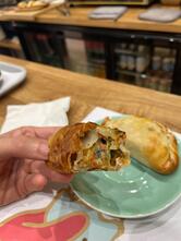 EL ALMACEN empanada bar
