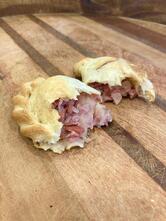 Empanadas Argentinas da Maggie - Salgados e Doces RioPlatenses em Guarujá