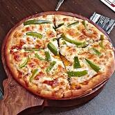 Moon light pizza