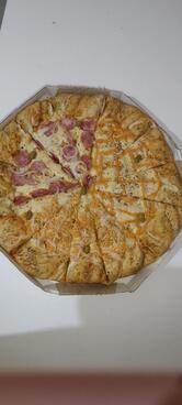 Tay lanches , pizzaria e açaí