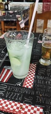 Los bazan Petiscaria