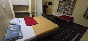 Harsha Vev Ang Non Veg Hotel