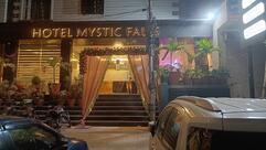 Hotel Mystic Falls