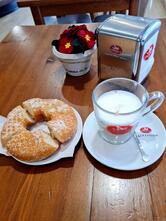 Lory 17 coffee and food