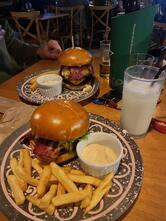 O Casarao Restaurante e Hamburgueria