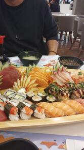 Hot and Roll - Aurora Shopping