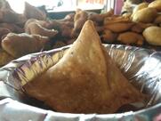 Roshan Hotel Bazar Chowk Utai