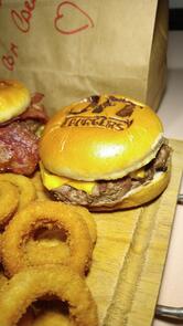 Off Burgers Delivery