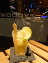 Woodys Bar l Cafe l Lounge.