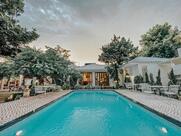 Slole Cafe & Garden