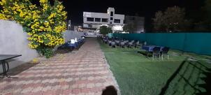 Hotel Square Point Bar & Restaurant