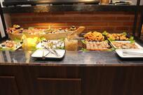 Kazan Restaubar - Sushi e Massas