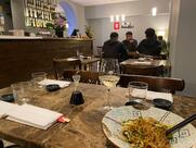 Mani in Noodles 拉面店