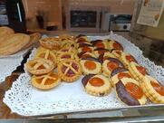 Michellen Lounge Bar and Coffee Bistro