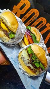 Roots Burguers