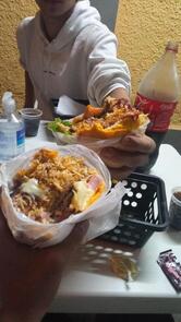 Mara Lanches - (Macaé)