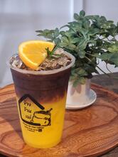 ข้างร้านเเม่ coffee