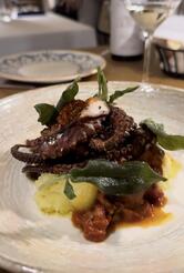 HOSTARIA MEDITERRANEUM