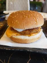 Middle in Town, Cafe & Restaurant