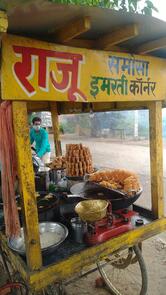 Gajodhar Smosa emrti corner