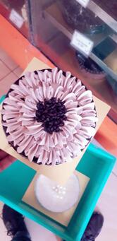 Holland Bakery & Snacks - Borivali