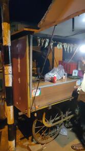 Supal Vadapav Center