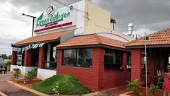 Hotel Visaka Restaurant