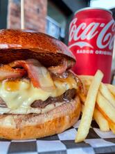 Lo Braseiro Burger & Fries