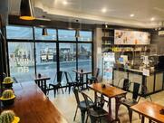 ร้านสะดวกซัก 24 ชม.และ ร้านกาแฟ วินทรีดี (Win 3D Coffee&Laundry) บ้านบึง