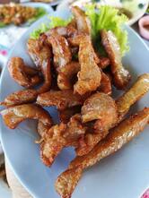 ตำแซ่บหน้าเมน ริมคลองเนินสูง