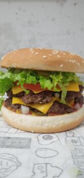Es. La Casa De Hamburguer