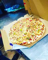 Zoomeno'd Pizza Sikandrabad