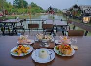 เดอะแลมป์ลำพูน The Lamp Lamphun Farm Cafe' & Restaurant