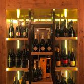 Ananda Castle Food & Drink