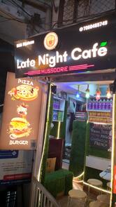 Late night cafe Mussoorie , Late night food in Mussoorie