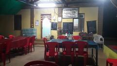 Mahapurush Vadapav Center