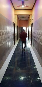 Rudra Hotel Bharatpur