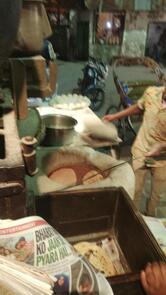 Faiz Bakash Nihari Hotel