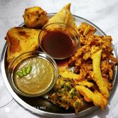 Guru Kripa Pakodi Corner