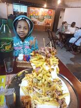 Hamburgueria e pizzaria NO PONTO