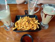 Crazy Cheesy Cafe - Viman nagar