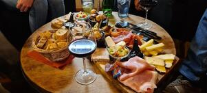 Le Bar à Vin Restaurant