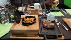 Le Maydane restaurant AVS