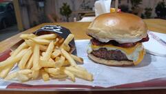 Planeta Hamburgueria do lote XV