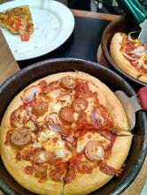 Pizza Hut Vicino Mall Andheri West, Mumbai