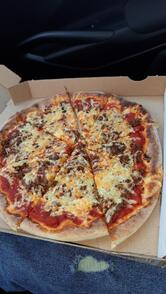 Bella Biladi Pizza auf Rädern