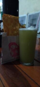 Pastelaria caldo de cana